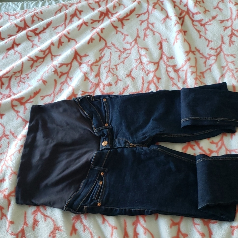 2 PAIR OF MATERNITY JEANS